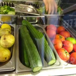 INEZ Bagel Shop Budapest - Étel/ital