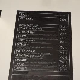 INEZ Bagel Shop Budapest - Belső