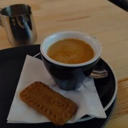 Inga Kultúrkávézó Budapest - Étel/ital