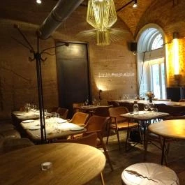 Innio Wine Bar Budapest - Belső