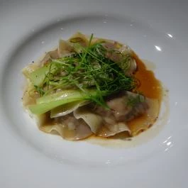 Innio Wine Bar Budapest - Étel/ital