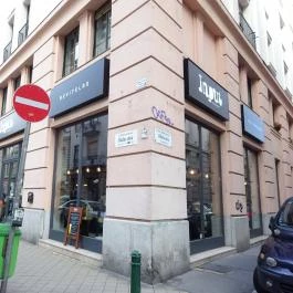 Input Bar & Bistro Budapest - Külső kép