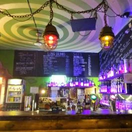 Instant, Budapest - Belső