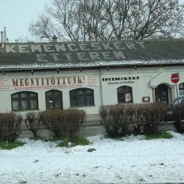 Ínyenc Kert Étterem & Kávéház Budapest - Külső kép