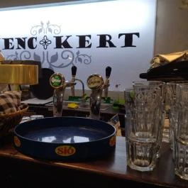 Ínyenc Kert Étterem & Kávéház Budapest - Belső