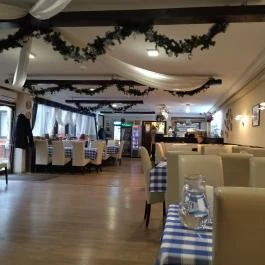 Ínyenc Kert Étterem & Kávéház Budapest - Belső