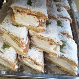 Iran Cukrászda Budapest - Étel/ital