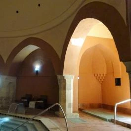 Irgalmasok Veli Bej Fürdője Budapest - Egyéb