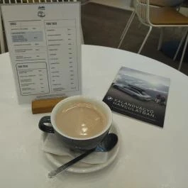 Isetta Coffee Bar Budapest - Étel/ital