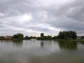 Iskola-tó Lajosmizse