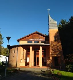 Isteni Irgalmasság templom 