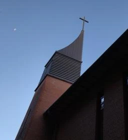 Isteni Irgalmasság templom 