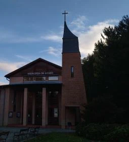 Isteni Irgalmasság templom 