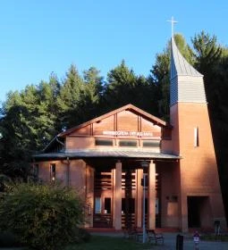 Isteni Irgalmasság templom 