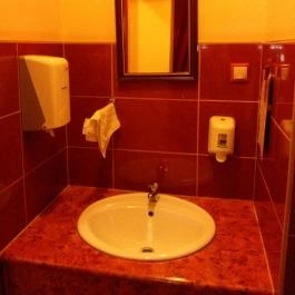 István Cukrászda, Budapest - Mosdó