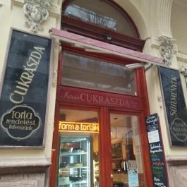 István Cukrászda, Budapest - Külső kép