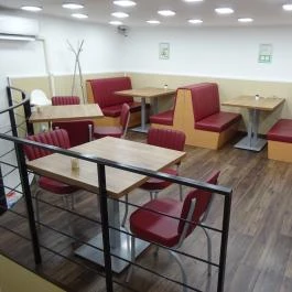 EPOCH Vegan Burger Budapest - Belső