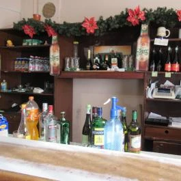 Italbolt, Biatorbágy - Étel/ital