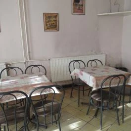 Italbolt, Biatorbágy - Belső