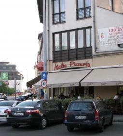 Italia Pizzeria & Étterem