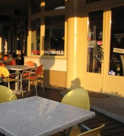 Italia Pizzeria & Étterem