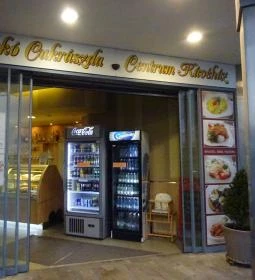 Jakó Cukrászda és Étterem