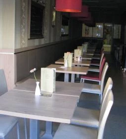 Jakó Cukrászda és Étterem