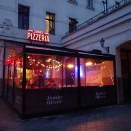 Jamie's Pizzeria - Gozsdu Udvar Budapest - Külső kép