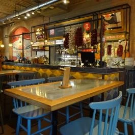 Jamie's Pizzeria - Gozsdu Udvar Budapest - Belső