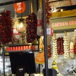 Jamie's Pizzeria - Gozsdu Udvar Budapest - Belső