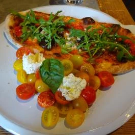 Jamie's Pizzeria - Gozsdu Udvar Budapest - Étel/ital