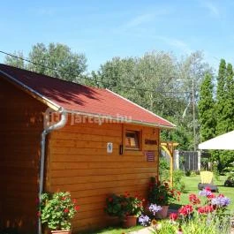 Zsanett Hotel Balatonkeresztúr - Külső kép