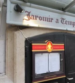 Jaromír a Templomhoz