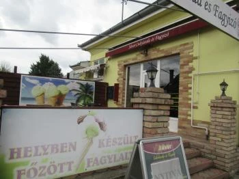 Jávor Cukrászda & Fagyizó Dabas