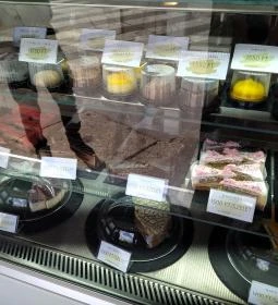 Jázmin Cukrászda - Pünkösdfürdő