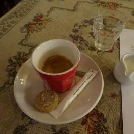 Jedermann Budapest - Étel/ital