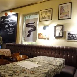 Jedermann Budapest - Belső