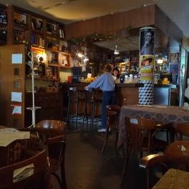 Jedermann Budapest - Belső