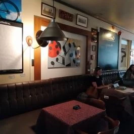 Jedermann Budapest - Belső