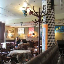 Jedermann Budapest - Belső