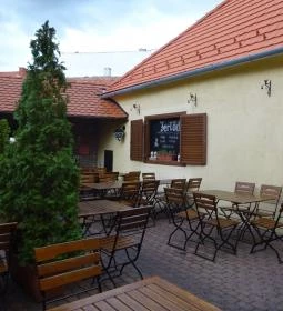 Jégverem Fogadó étterme