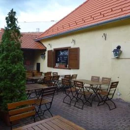 Jégverem Fogadó Sopron - Medence/kert