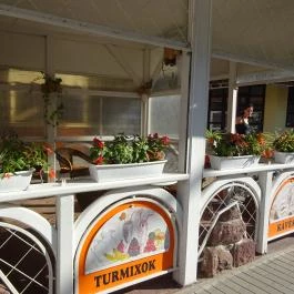 Jégvirág Fagyizó Balatonlelle - Külső kép