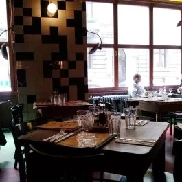 Jelen Bisztró, Budapest - Belső