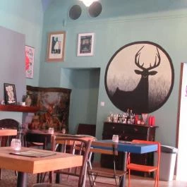 Jelenke, Budapest - Belső