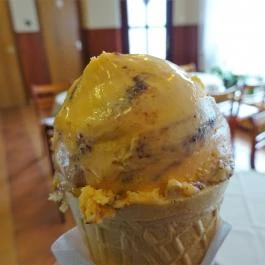 Jenei Kávéház & Cukrászda Vértesszőlős - Étel/ital