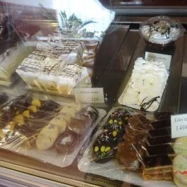 Jenei Kávéház & Cukrászda Vértesszőlős - Étel/ital