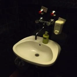 Jenő Bár Budapest - Mosdó