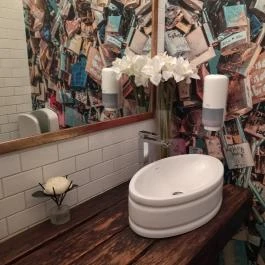 Joe Bácsi Étterem, Budapest - Mosdó