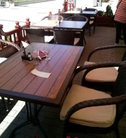 John's Pub & Restaurant